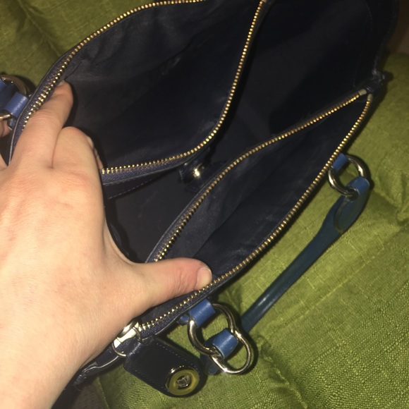 SOLD Authentic Coach Convertible Leather Satchel Crossbody Carryall - Picture 15 of 15